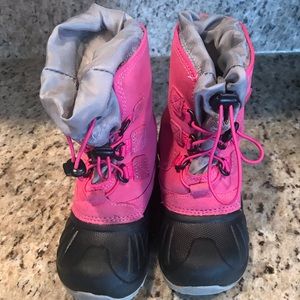 Ugg toddler sz 9 waterproof boots